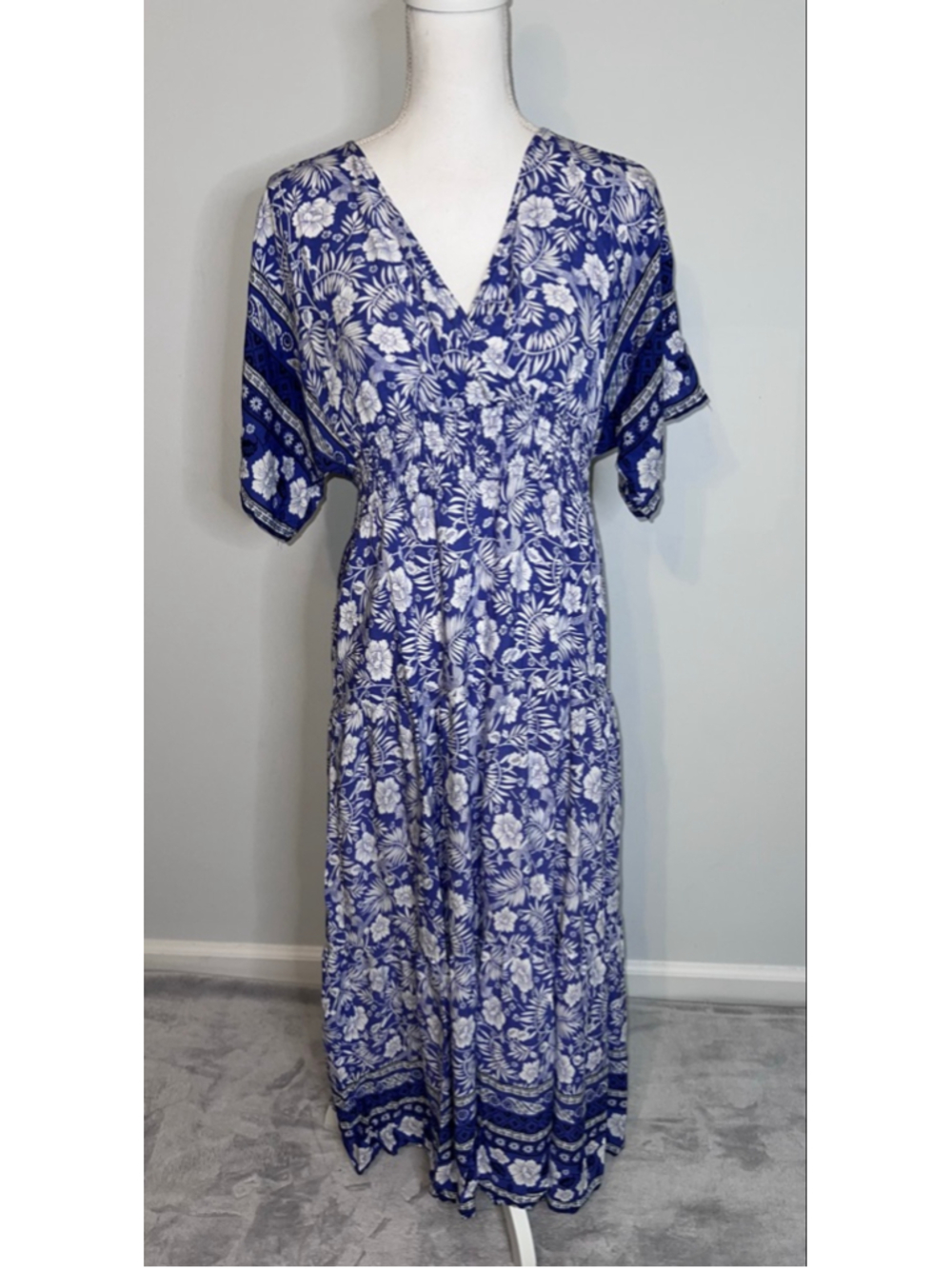 Women's Camisa Blue & White Floral Maxi Dress M-L